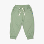 Frontansicht: Hose mit UPF50+ als UV-Schutz Kleidung für Kinder.