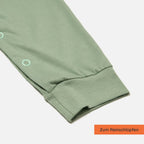 Detailansicht Saum am Bein: Einteiler für Babys mit UPF50+ als UV-Schutz Kleidung für Kinder.